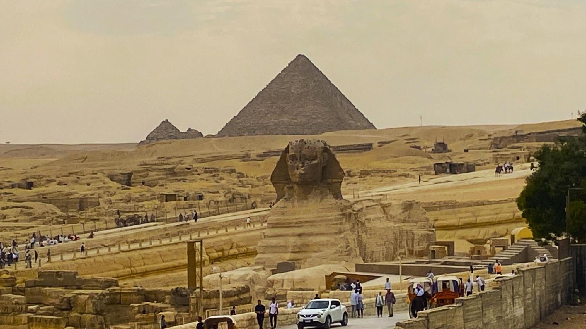 Seven Pyramids Panoramic View Inn Kafret el-Gabal Kültér fotó